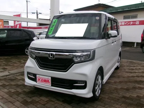 Honda N-BOX Custom