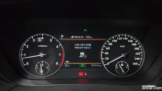 Genesis G90 (EQ900)