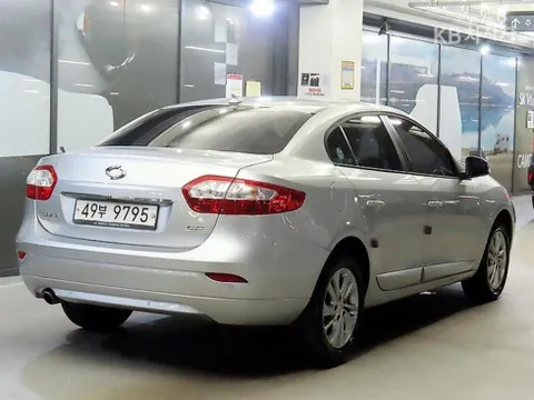 Renault SM3