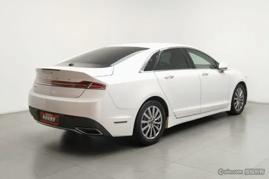 Lincoln MKZ