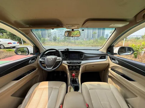 Baojun 730