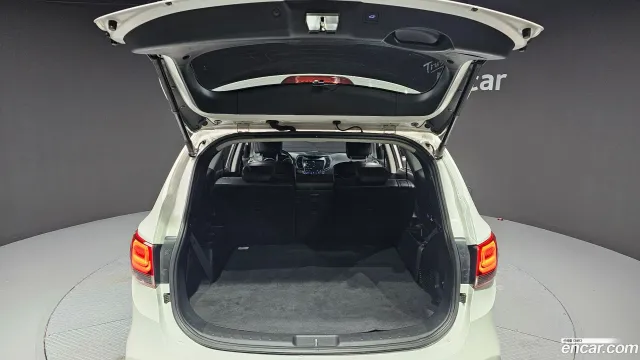 Hyundai Grand Santa Fe (Maxcruz)