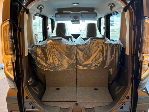 Suzuki Spacia Custom