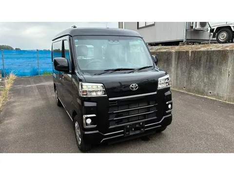 Toyota Pixis Van