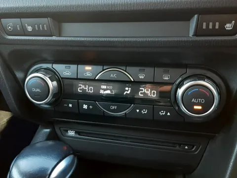 Mazda Axela Sport