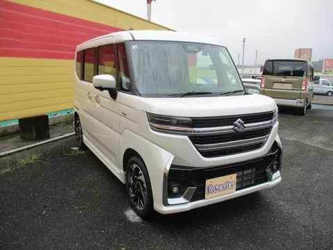 Suzuki Spacia Custom