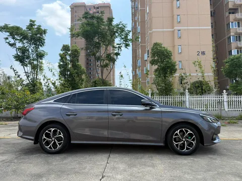 MG MG5