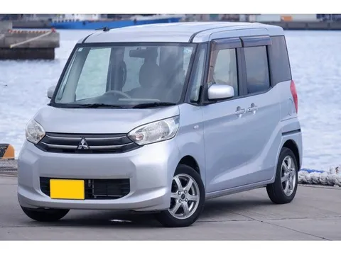 Mitsubishi eK Space