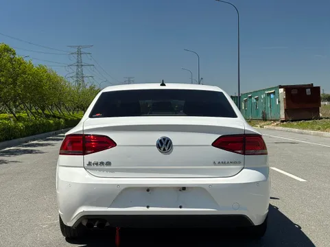 Volkswagen Lamando