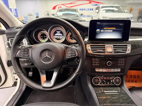 Mercedes-Benz Mercedes-Benz CLS