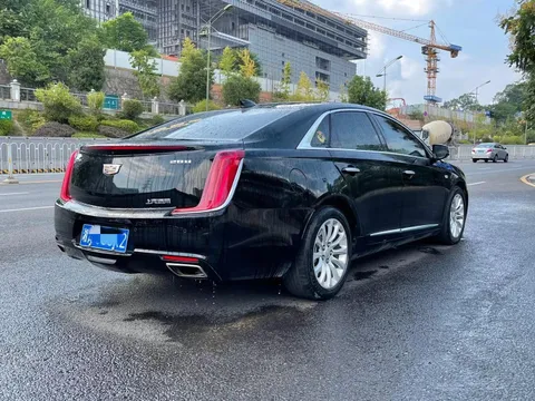 Cadillac XTS