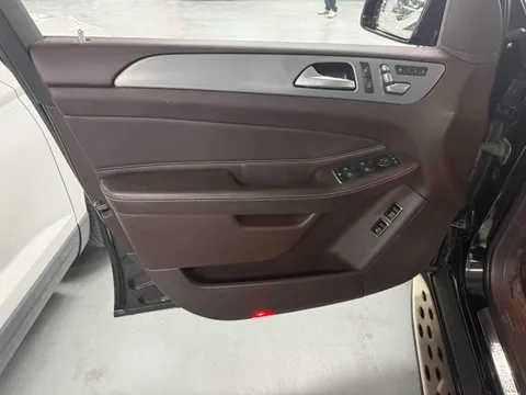 Mercedes-Benz Mercedes-Benz GLS