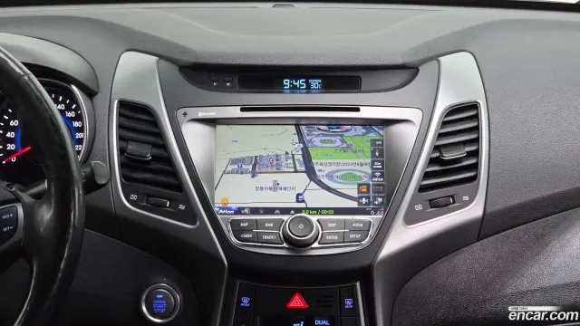 Hyundai Elantra (Avante)