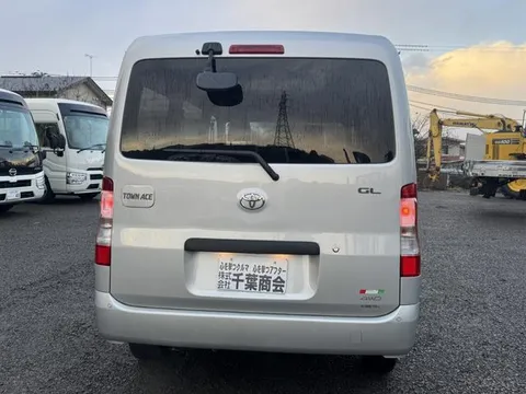 Toyota TownAce Van
