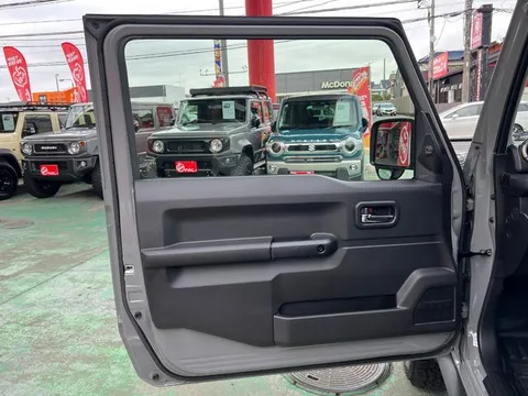 Suzuki Jimny Sierra