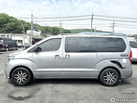 Hyundai Grand Starex