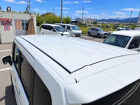 Suzuki Spacia Custom