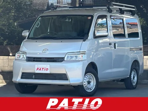 Toyota TownAce Van