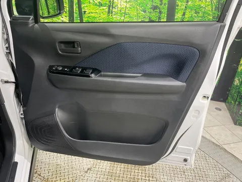 Mitsubishi eK X