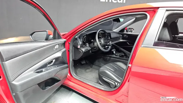 Hyundai Elantra (Avante)