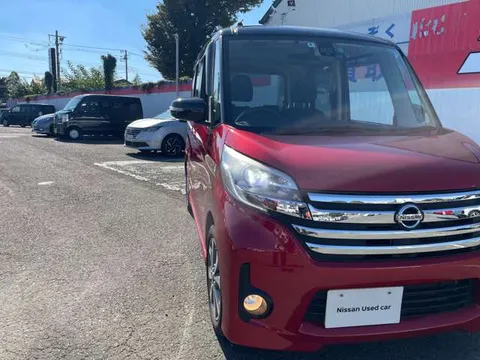 Nissan Dayz Roox