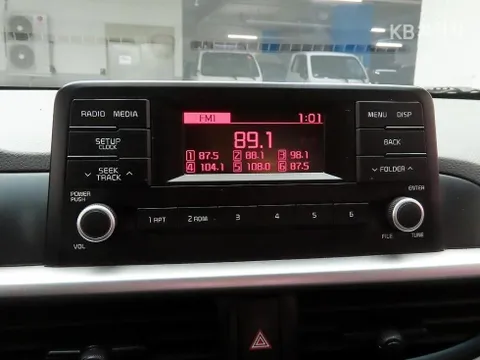 Kia Deluxe