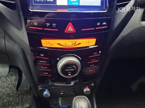SsangYong Tivoli XLV (Tivoli Air)