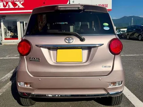 Toyota Pixis Joy