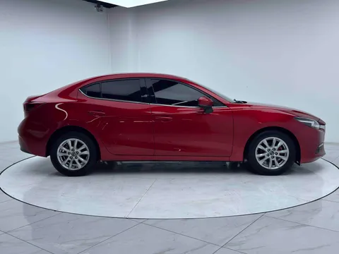 Mazda Mazda 3