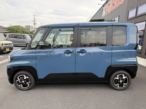 Mitsubishi Delica Mini