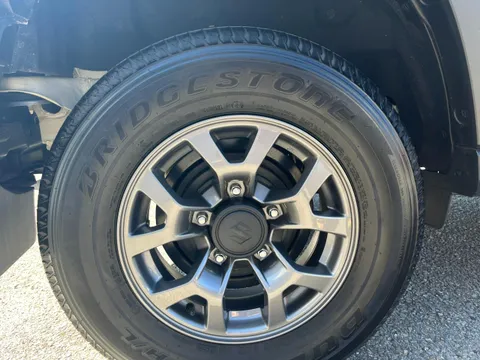 Suzuki Jimny Nomade
