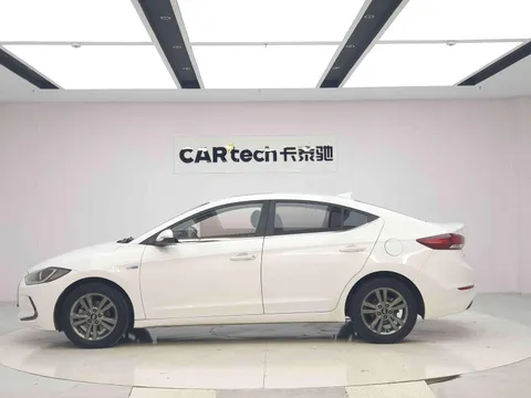 Hyundai Elantra (Avante)