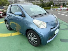 Toyota iQ