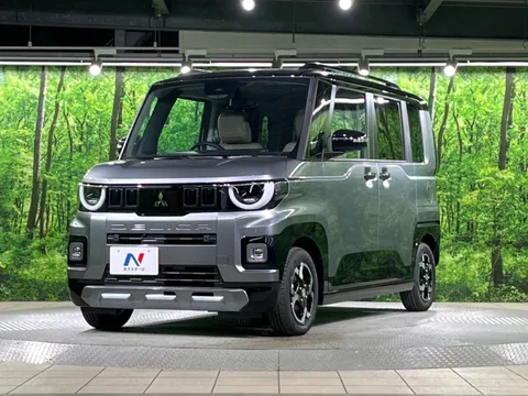 Mitsubishi Delica Mini