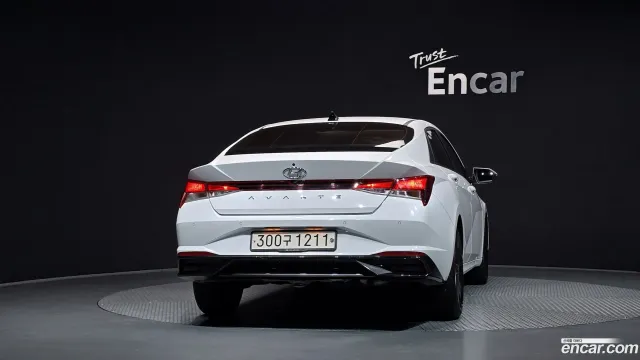 Hyundai Elantra (Avante)