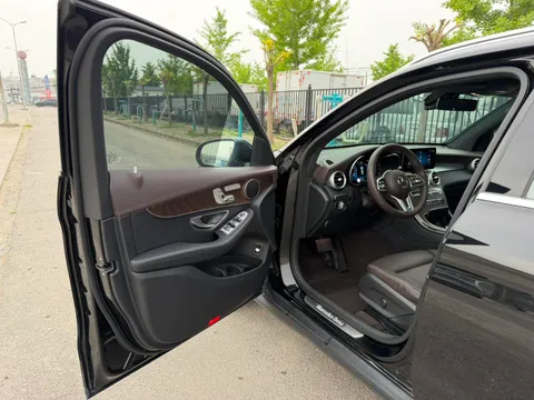 Mercedes-Benz Mercedes-Benz GLC