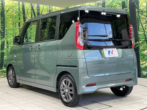 Mitsubishi eK Space
