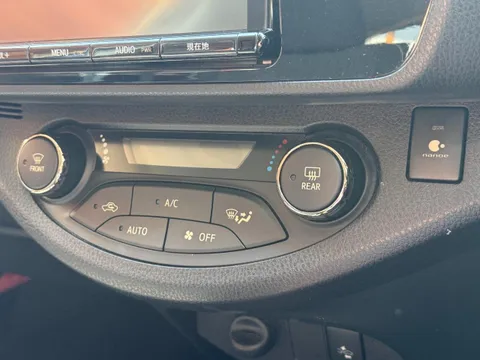 Toyota Yaris (Vitz)