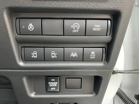 Mitsubishi Delica Mini