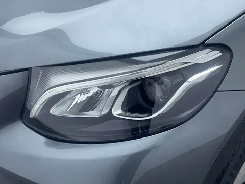 Mercedes-Benz Mercedes-Benz GLC