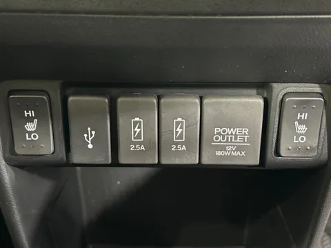 Honda N-BOX Slash