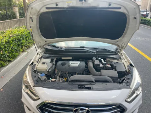 Hyundai Mistra