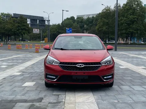 Chery Arrizo 5