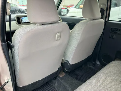 Daihatsu Mira Tocot