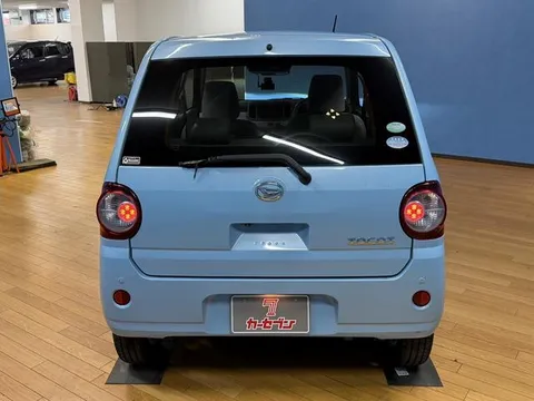 Daihatsu Mira Tocot