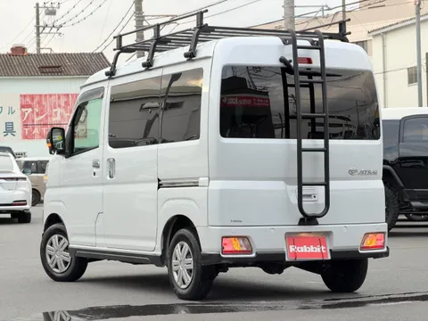 Daihatsu Atrai