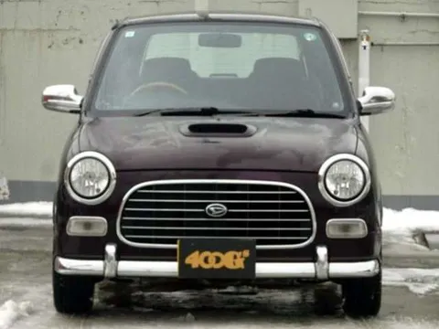 Daihatsu Mira Gino