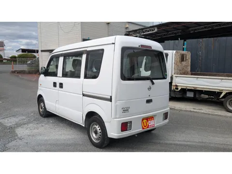 Nissan Clipper