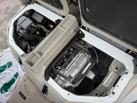 Mitsubishi Minicab Van