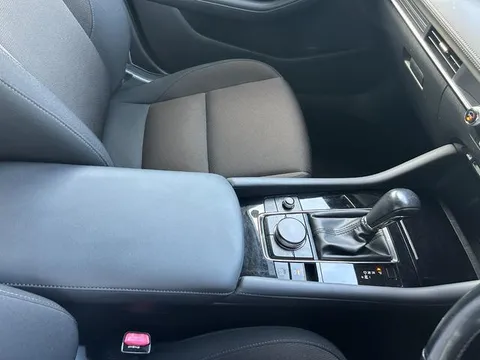 Mazda MAZDA3 Sedan